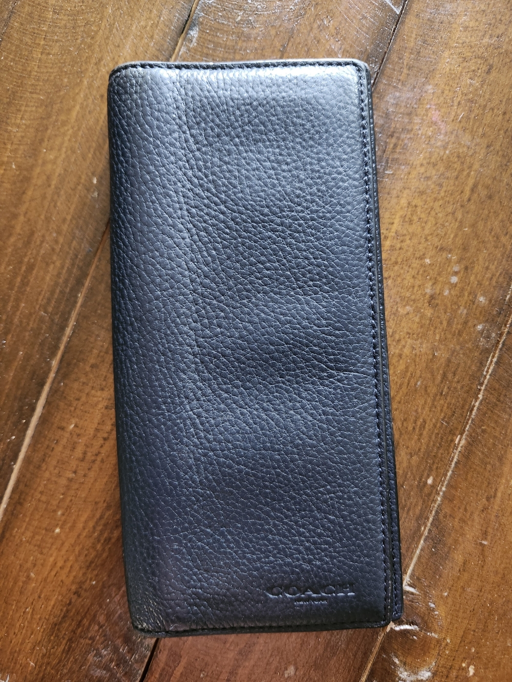 Coach 2020 Black Pebbled Leather Long Breast Pocket Wallet NWOT Unisex